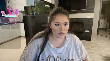 Layla- — Stripchat recorded stream screenshot (05 Nov 2025)