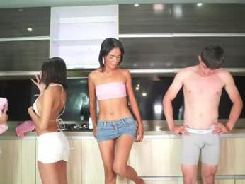 your_dolls — Chaturbate recorded stream image, 05.11.2025 18:10