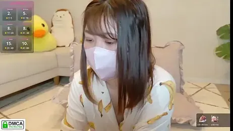 SUZU_ — Stripchat recorded stream screenshot (05 Nov 2025)