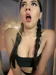 Sofia_Collins- — Stripchat recorded stream image, 22.02.2025 21:10