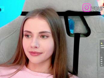 VikkiExtraCheese — Bongacams recorded stream image, 05.11.2025 21:00