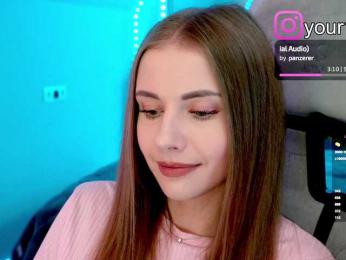 VikkiExtraCheese — Bongacams recorded stream image, 05.11.2025 21:00