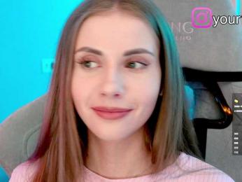 VikkiExtraCheese — Bongacams recorded stream image, 05.11.2025 21:00