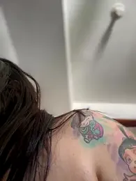 horny_roomiess — Stripchat recorded stream screenshot (06 Nov 2025)