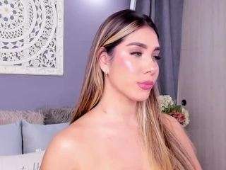 taniafernandez — Camsoda recorded stream image, 06.11.2025 21:50