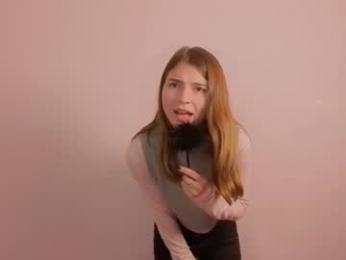 pamilarakestraw — Chaturbate recorded stream screenshot (06 Nov 2025)