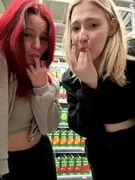 Cum_girlss — Stripchat recorded stream image, 07.11.2025 03:20