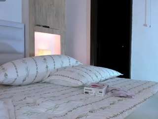 veronica-garcia — Camsoda recorded stream screenshot (07 Nov 2025)