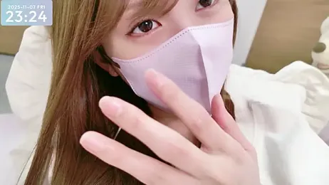 -SHINON- — Stripchat recorded stream image, 07.11.2025 14:00