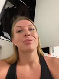 Sweet___Emily — Stripchat recorded stream image, 07.11.2025 12:30