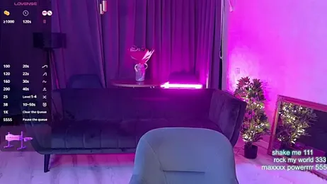 CutiePie69__ — Stripchat recorded stream screenshot (07 Nov 2025)