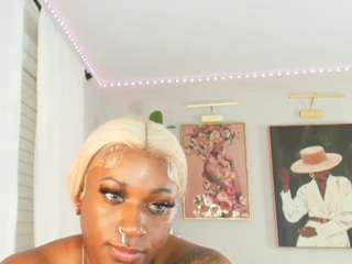 msfitqueen — Camsoda recorded stream image, 08.11.2025 05:50