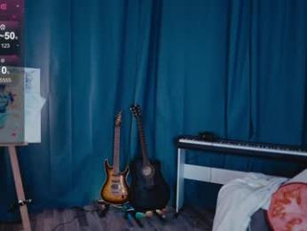 madnessalise — Chaturbate recorded stream screenshot (08 Nov 2025)