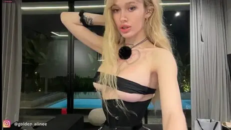 Golden_Aline — Stripchat recorded stream image, 08.11.2025 12:50