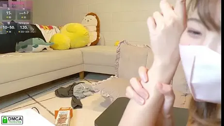 SUZU_ — Stripchat recorded stream screenshot (09 Nov 2025)