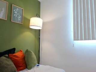 karlyee — Camsoda recorded stream screenshot (09 Nov 2025)