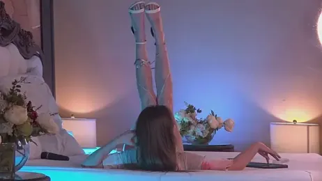 Amanda_River — Stripchat recorded stream screenshot (10 Nov 2025)