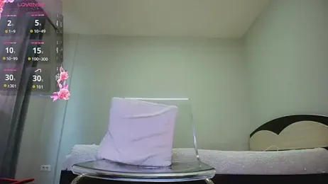 kyliejo18 — Stripchat recorded stream image, 10.11.2025 04:00