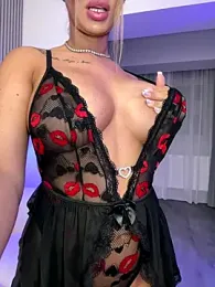 KirstieVegas — Stripchat recorded stream image, 10.11.2025 13:20