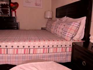 iluvsaffire-bleu — Camsoda recorded stream screenshot (10 Nov 2025)