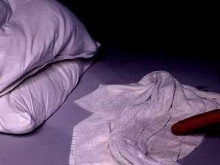 tikhomirov — Camsoda recorded stream image, 11.11.2025 11:30