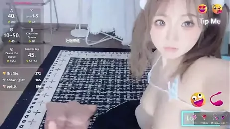 momo-5952 — Stripchat recorded stream image, 11.11.2025 14:40