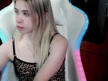 ho1yh01e — Chaturbate recorded stream image, 11.11.2025 18:40