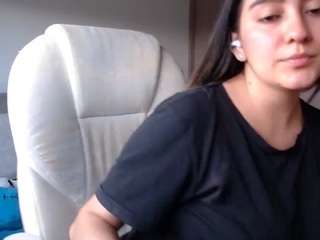 alexyferrer — Camsoda recorded stream image, 11.11.2025 20:20