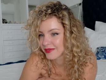 theislandgirl — Chaturbate recorded stream image, 11.11.2025 22:00