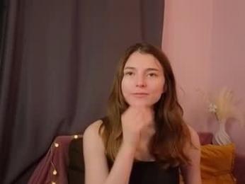 pamilarakestraw — Chaturbate recorded stream screenshot (11 Nov 2025)