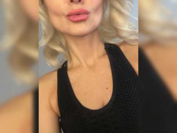-Molly- — Bongacams recorded stream image, 12.11.2025 04:40