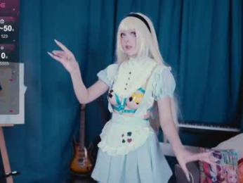 madnessalise — Chaturbate recorded stream screenshot (12 Nov 2025)