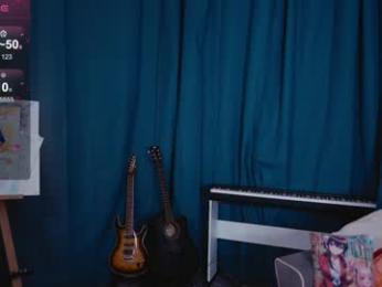 madnessalise — Chaturbate recorded stream screenshot (12 Nov 2025)