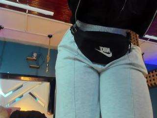 lady-brownn — Camsoda recorded stream screenshot (12 Nov 2025)