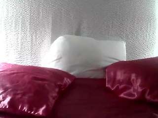 tastethepeach — Camsoda recorded stream screenshot (13 Nov 2025)