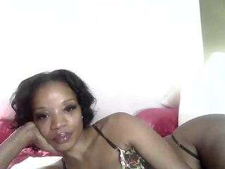 tastethepeach — Camsoda recorded stream screenshot (13 Nov 2025)