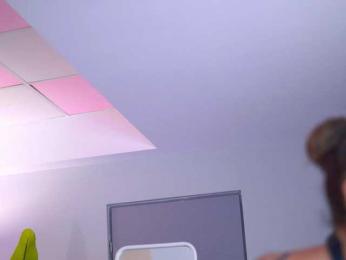 RaquelleVon — Bongacams recorded stream image, 14.11.2025 09:40