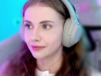 VikkiExtraCheese — Bongacams recorded stream image, 15.11.2025 03:50