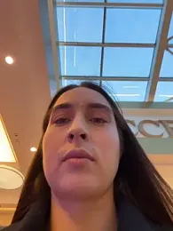 Holly_Play — Stripchat recorded stream image, 15.11.2025 12:00