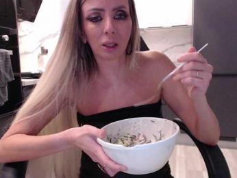 blondalina — Bongacams recorded stream image, 15.11.2025 21:50
