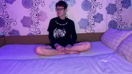 baby_lesi — Stripchat recorded stream image, 16.11.2025 16:00