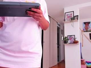 karlyee — Camsoda recorded stream screenshot (16 Nov 2025)