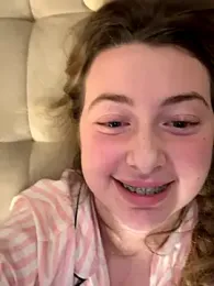 curvyflawless — Stripchat recorded stream screenshot (16 Nov 2025)