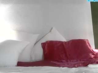 tastethepeach — Camsoda recorded stream screenshot (16 Nov 2025)