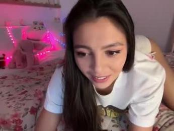 keirasworld — Chaturbate recorded stream image, 17.11.2025 00:20