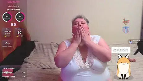 Klio5678 — Stripchat recorded stream screenshot (17 Nov 2025)