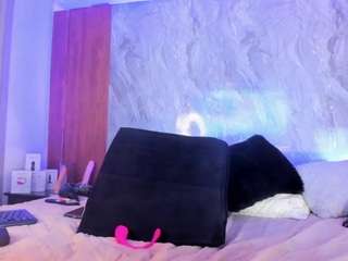 isabelredrose — Camsoda recorded stream screenshot (18 Nov 2025)