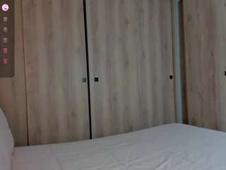 lauracriistina — Camsoda recorded stream screenshot (18 Nov 2025)