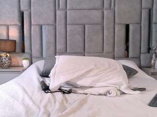 karla-hudsson — Camsoda recorded stream image, 18.11.2025 14:00