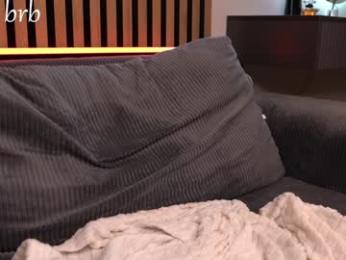 kalisa_pearl — Chaturbate recorded stream image, 18.11.2025 23:00